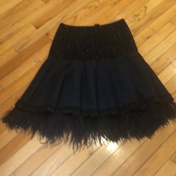Worth Dresses & Skirts - NWOT KNOCK YOUR SOCKS OFF SKIRT/FEATHERS
